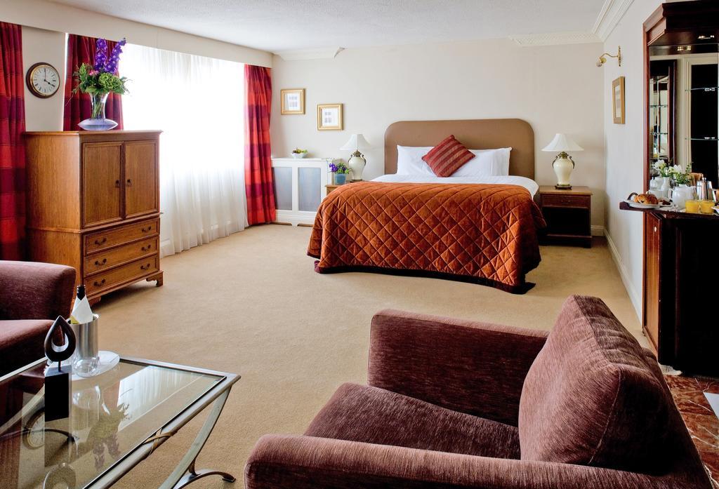 Clyde Court Hotel 더블린 객실 사진